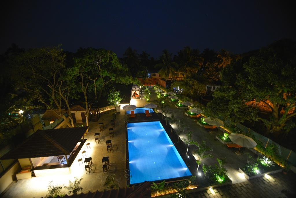 Sinq Beach Resort Calangute Kültér fotó