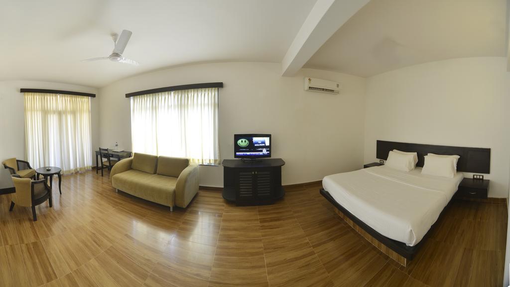 Sinq Beach Resort Calangute Kültér fotó