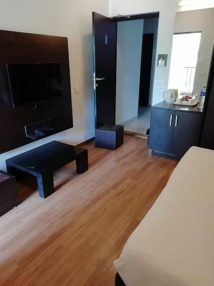 Sinq Beach Resort Calangute Kültér fotó