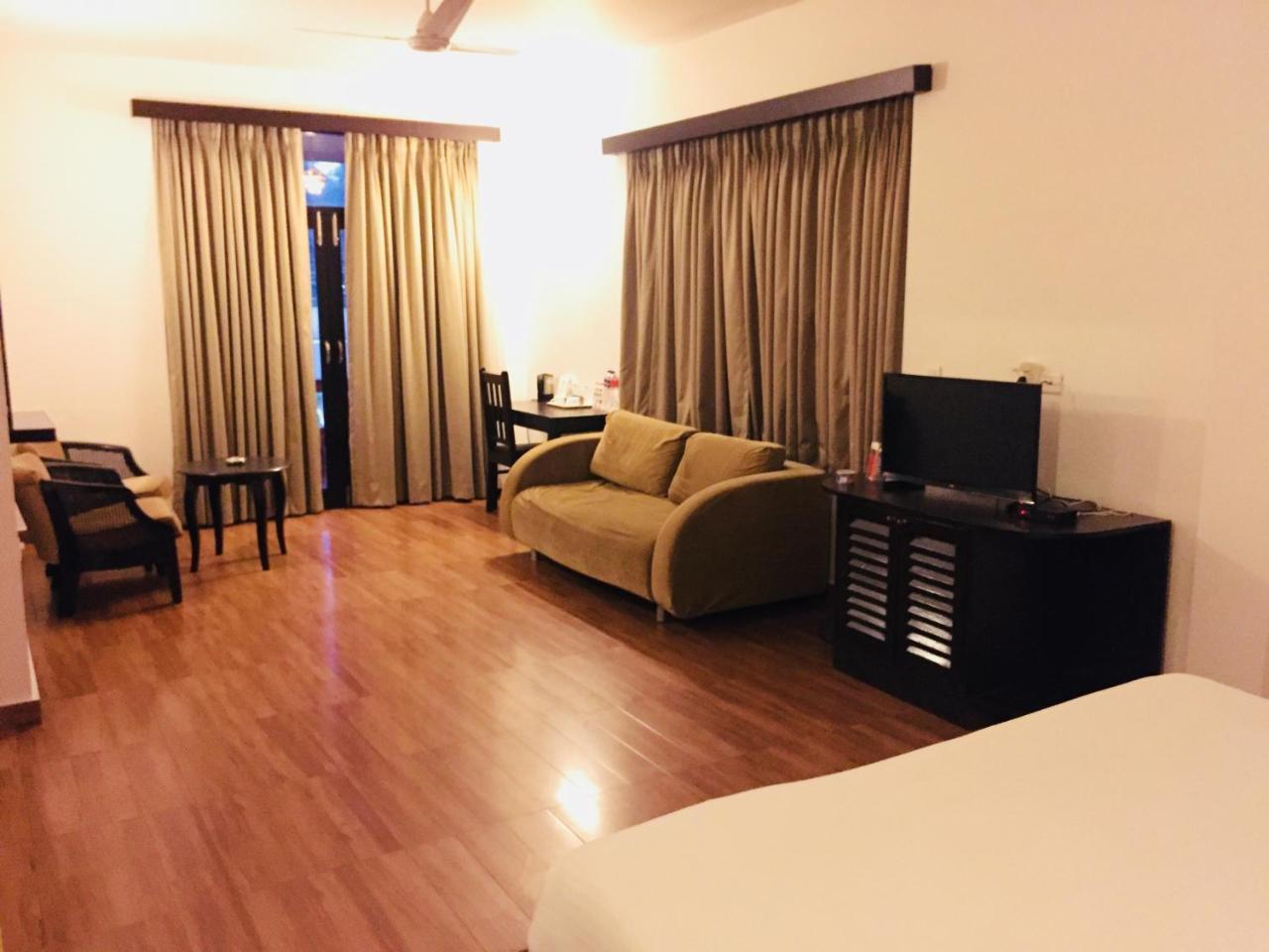 Sinq Beach Resort Calangute Kültér fotó