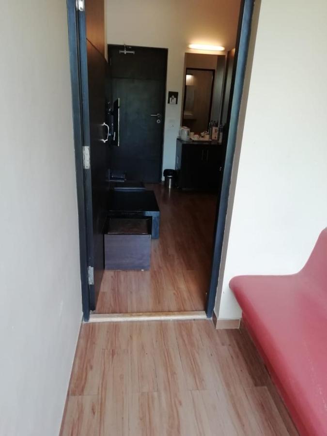 Sinq Beach Resort Calangute Kültér fotó